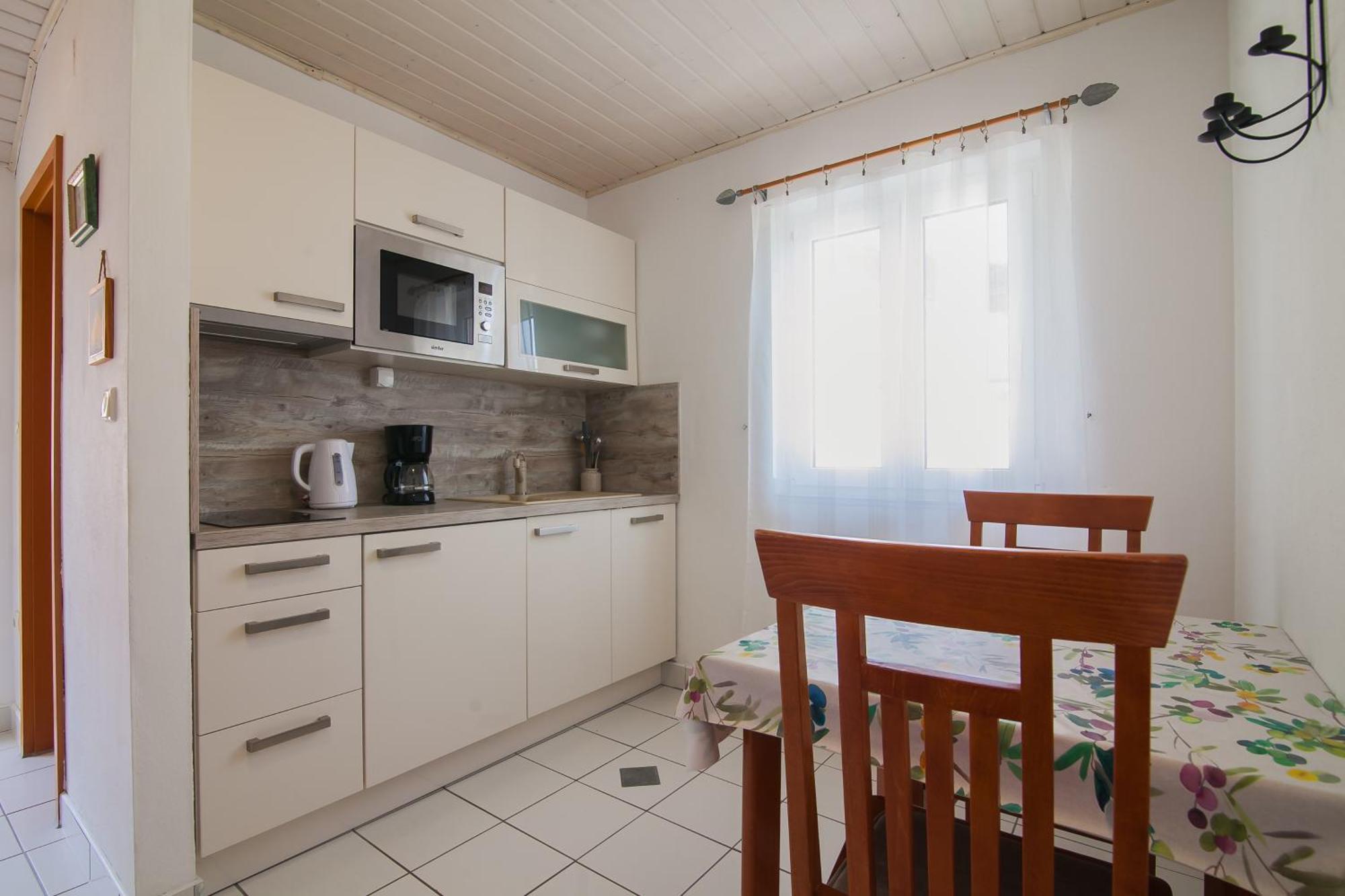 Helvetia Sunny Apartments Bol Exterior foto